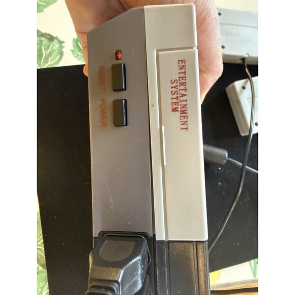 ENTERTAINMENT SYSTEM VIDEO GAME SMALL CONSOLE WITH CONTROLLERS Parts Only - Picture 2 of 5